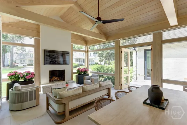 $2,100,000 | 217 John Wesley Way, Savannah, GA 31404