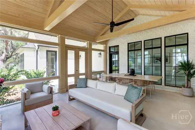 $2,100,000 | 217 John Wesley Way, Savannah, GA 31404