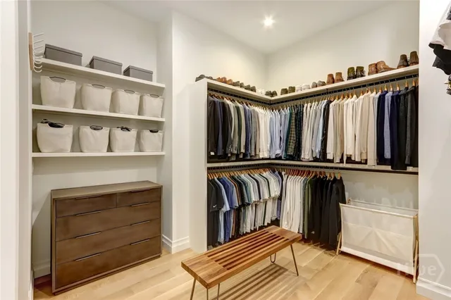 $2,100,000 | 217 John Wesley Way, Savannah, GA 31404