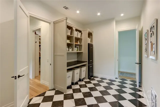 $2,100,000 | 217 John Wesley Way, Savannah, GA 31404