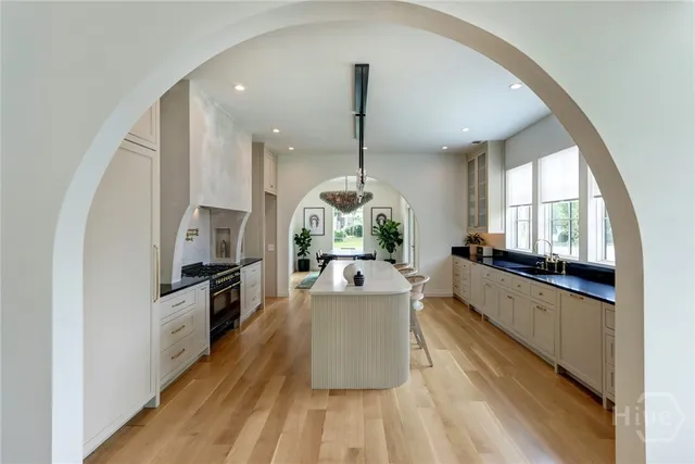 $2,100,000 | 217 John Wesley Way, Savannah, GA 31404