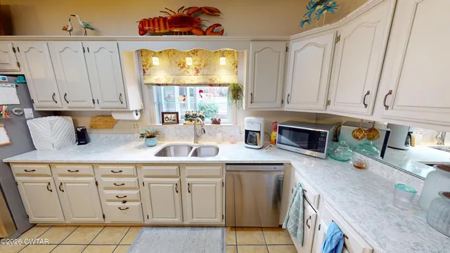 $389,900 | 826 West Lattawoods Drive, Dyersburg, TN 38024