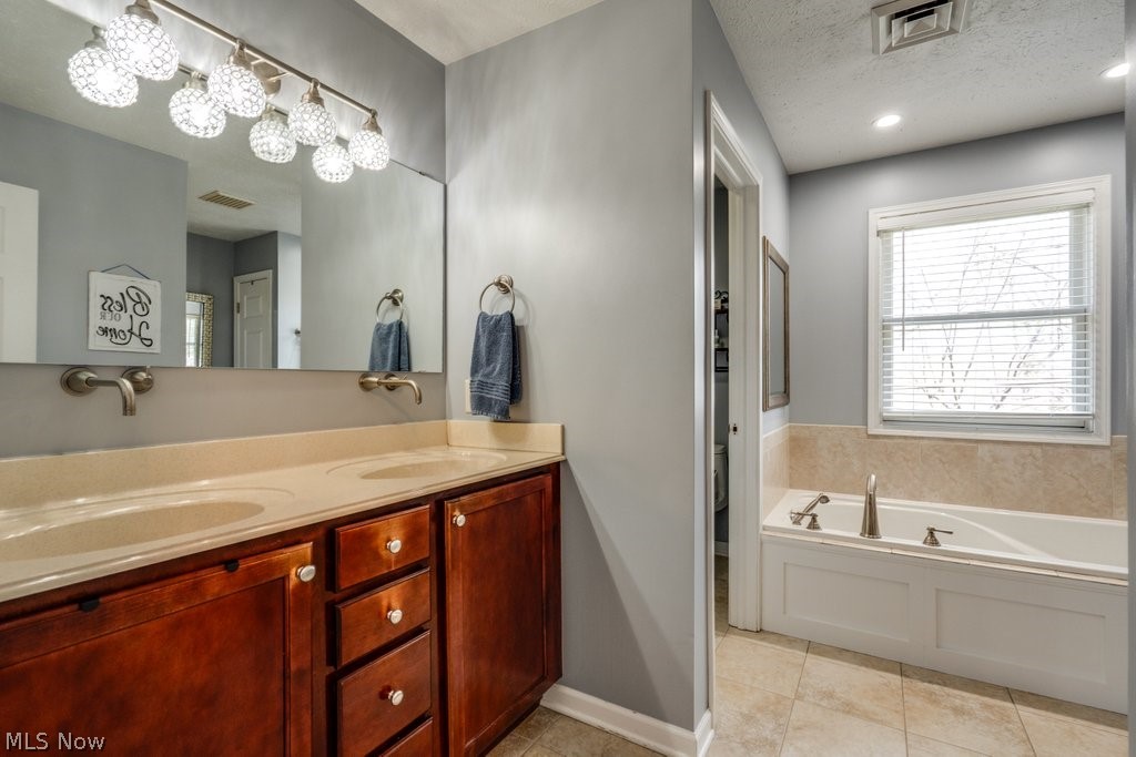 6325 Brecksville Road Independence, OH 44131 - Photo 23 of 50 Owners' suite full bath