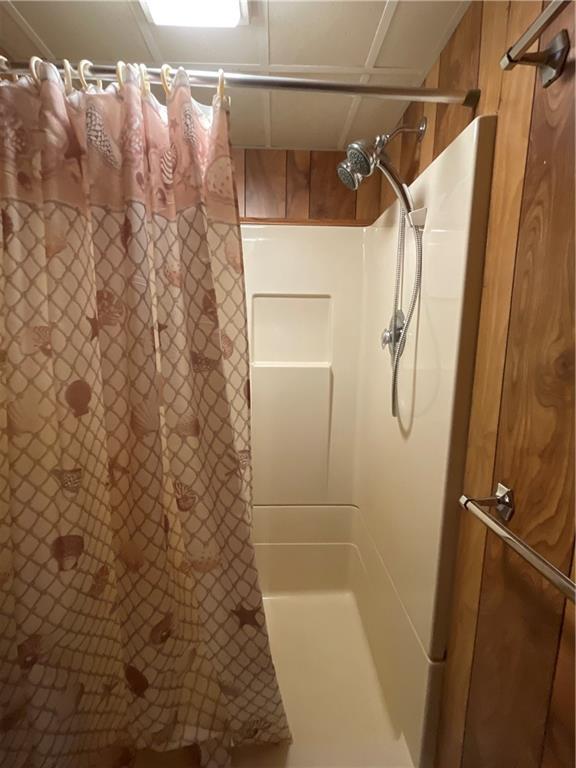 616 Methodist Road Greenville, PA 16125 - Photo 26 of 42 a bathroom with a shower