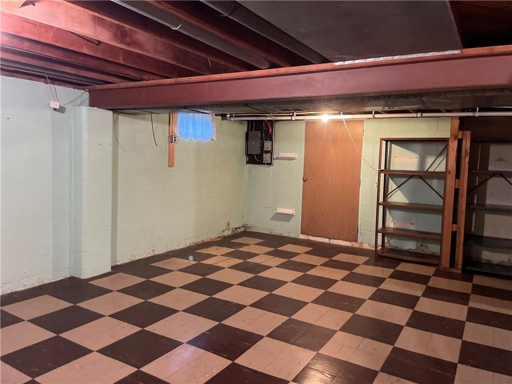 616 Methodist Road Greenville, PA 16125 - Photo 28 of 42 a black and white checkered floor