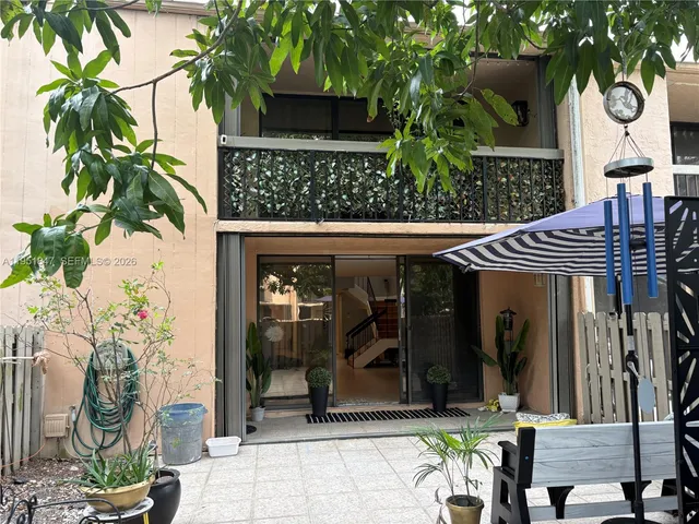 $460,000 | 20537 Northeast 6th Court, Miami, FL 33179