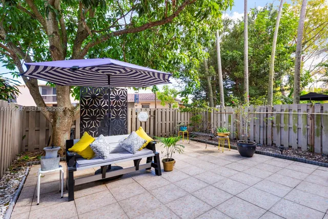 $460,000 | 20537 Northeast 6th Court, Miami, FL 33179