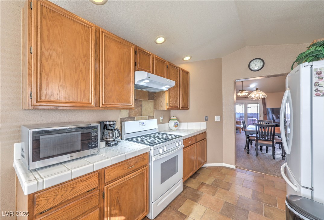 7382 Cedar Ridge Street Las Vegas, NV 89147 - Photo 10 of 34