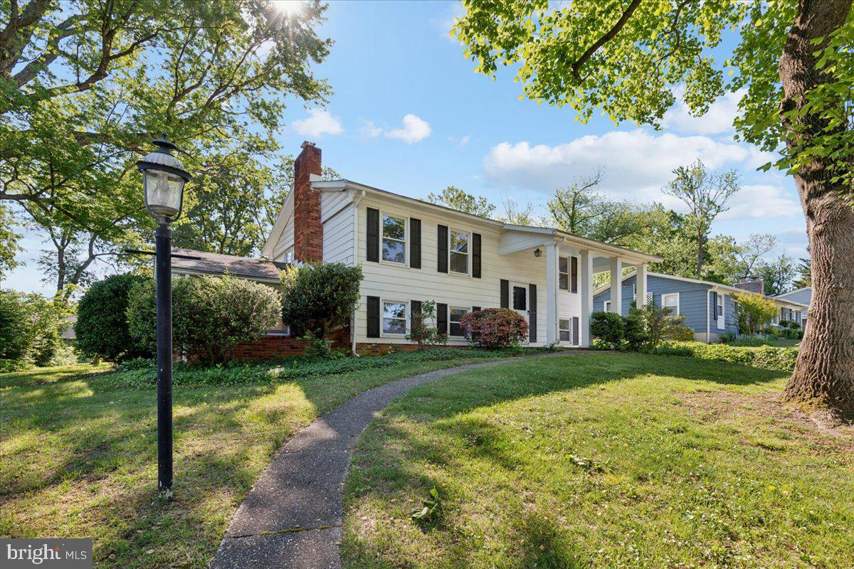 130 Brent Road Arnold, MD 21012 - Photo 2 of 46