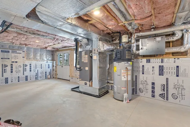 $759,900 | 36 Jade Hill Road, Auburn, MA 01501