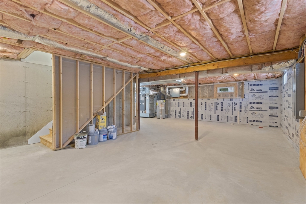 36 Jade Hill Road Auburn, MA 01501 - Photo 38 of 40 a view of an empty room