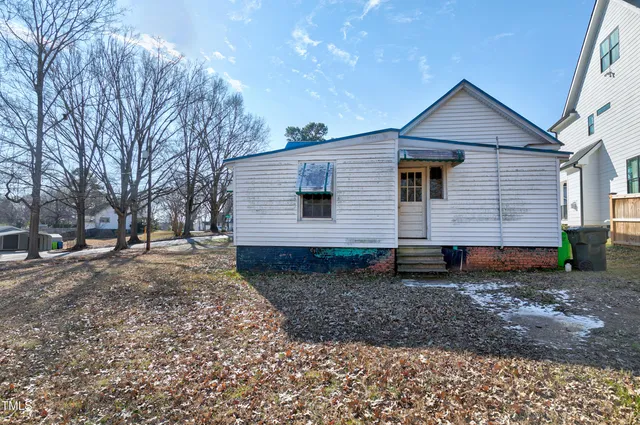 $369,900 | 110 Summit Avenue, Raleigh, NC 27603