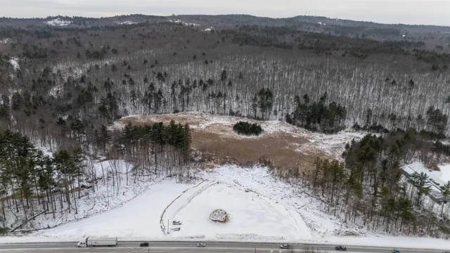 $700,000 | 333 Dover Road, Chichester, NH 03258