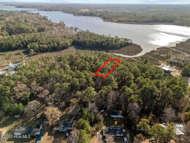 $80,000 | 227 Youpon Drive, Hubert, NC 28539