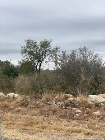 $80,900 | 343 Legend Hills, Uvalde, TX 78801
