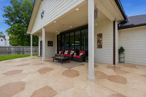 $559,000 | 13096 Mill Creek Drive, Plantersville, TX 77363