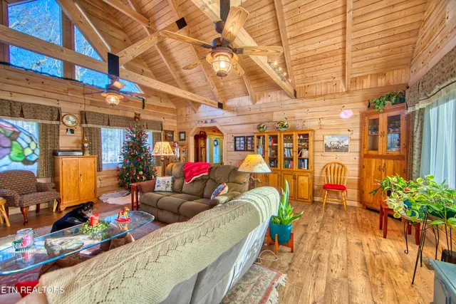 $899,000 | 789 Spruce Creek Drive, Jamestown, TN 38556