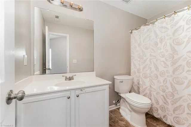 $1,750 | 302 Apple Ridge Road, Greensboro, NC 27406