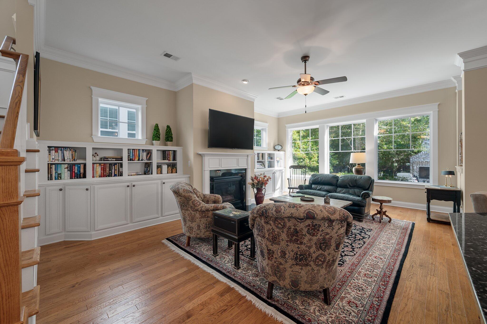 3765 Maidstone Drive Mount Pleasant, SC 29466 - Photo 3 of 59 3865 Maidstone_i_Lowcountry_Exposure-40