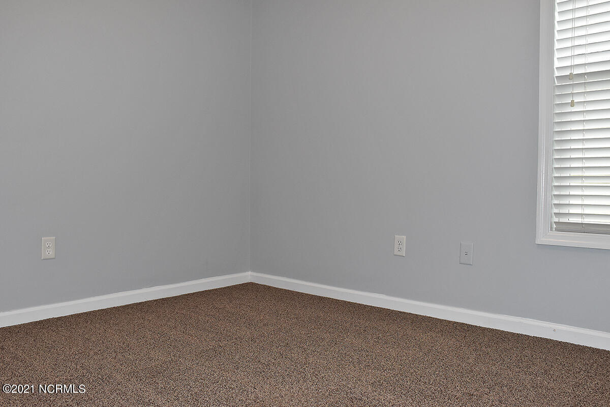 333 Kingston Road Jacksonville, NC 28546 - Photo 25 of 36 DSC_0111