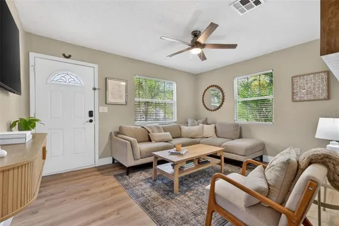 $299,000 | 824 59th Avenue Northeast, St. Petersburg, FL 33703