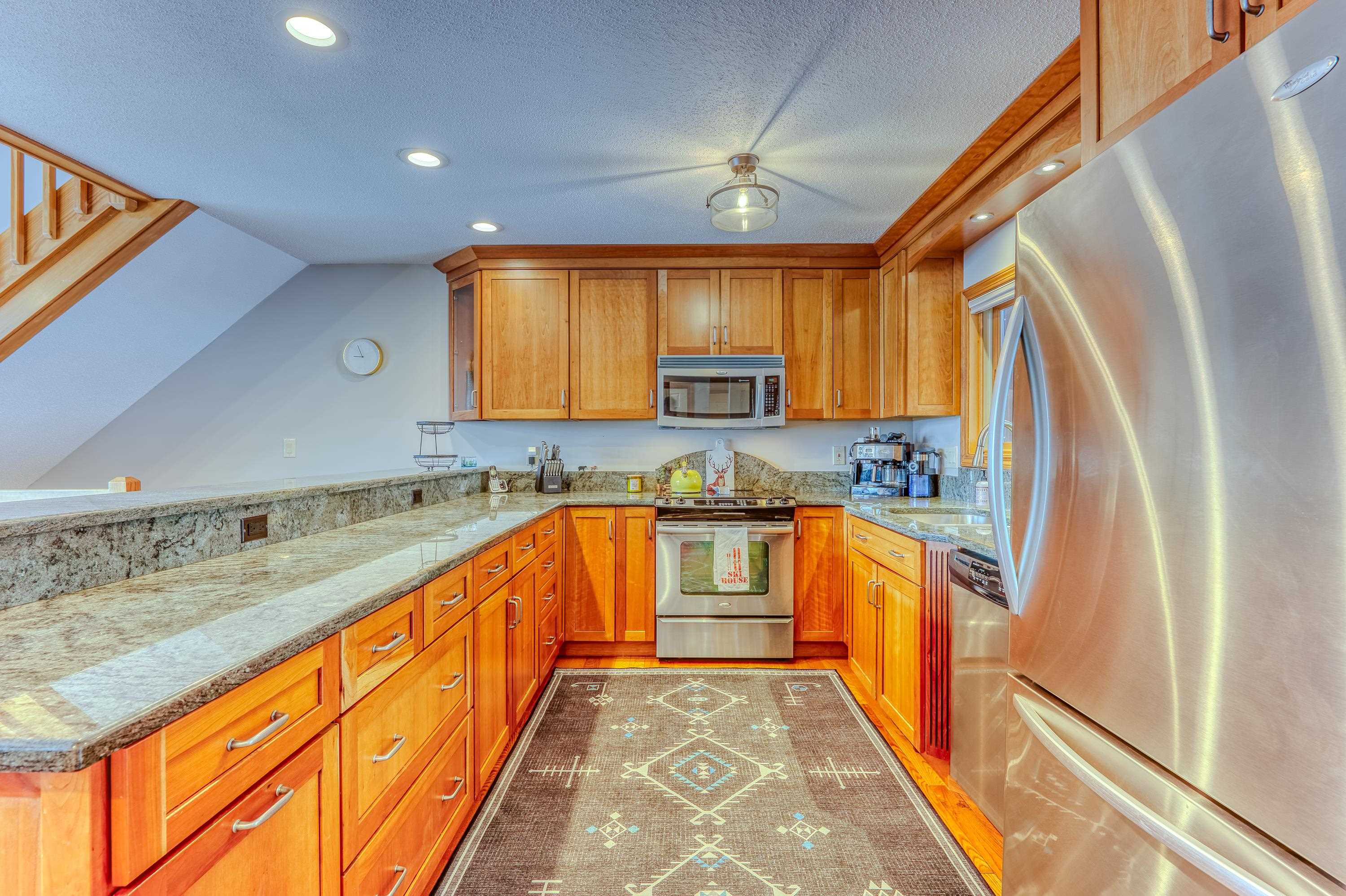 35 Hartford Ln Extension, Unit 79 Carroll, NH 03595 - Photo 12 of 59