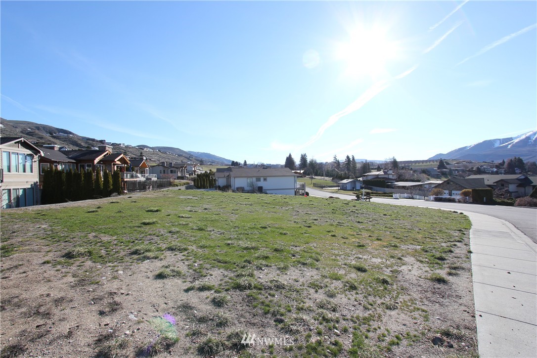 236 Key Lane Chelan, WA 98816 - Photo 3 of 16 Gallery Image 3