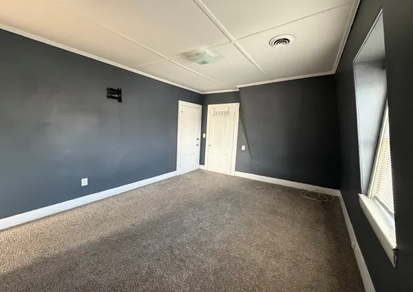 $2,400 | 127 Court Street, Unit 3, Plymouth, MA 02360