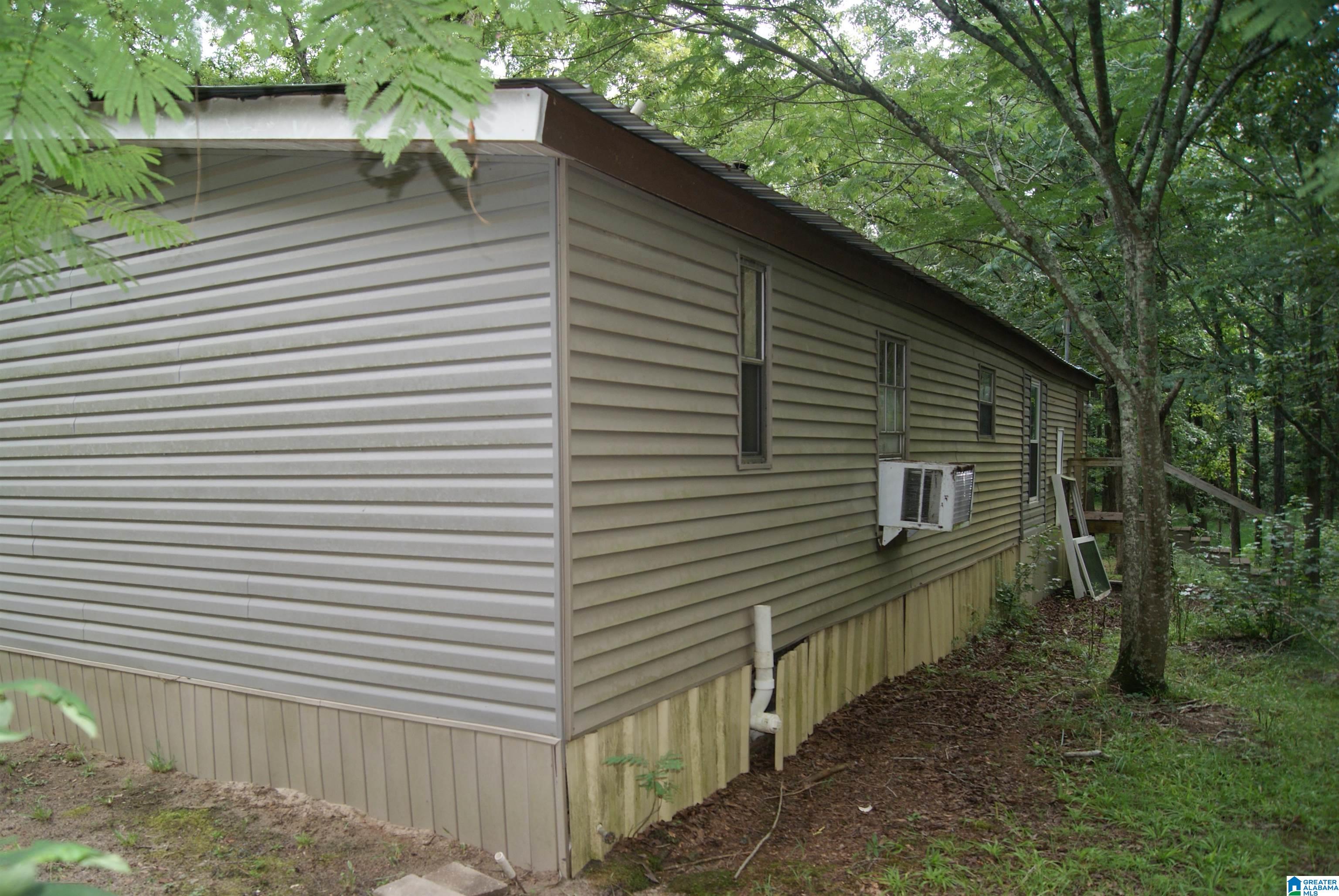 261 Highway 437 Sterrett, AL 35147 - Photo 8 of 32