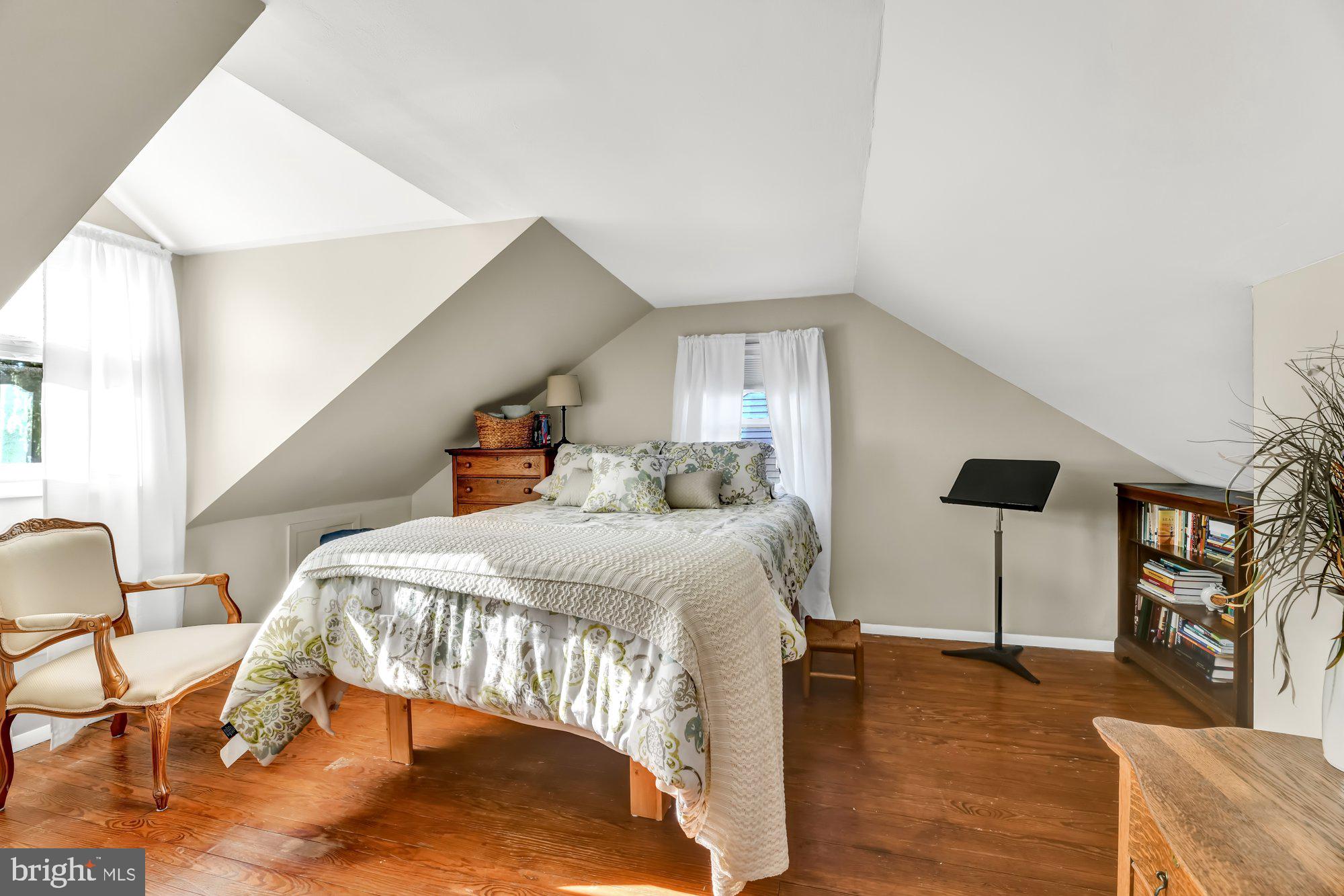 1022 St Albans Road Baltimore, MD 21239 - Photo 17 of 27 Third bedroom on second level