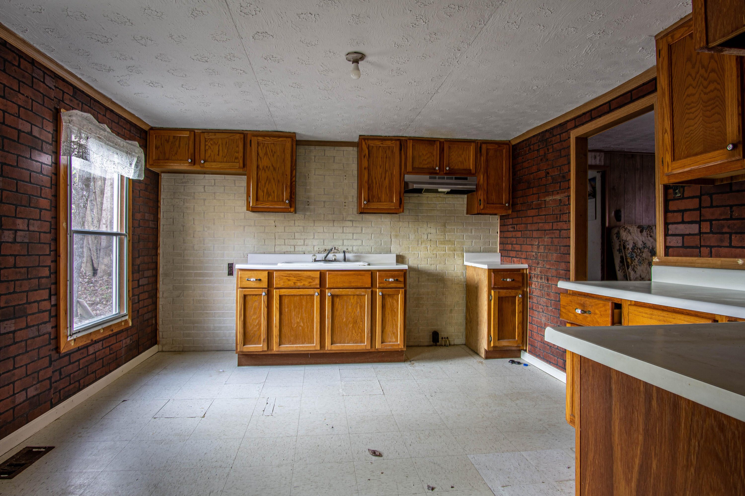 767 Ham Hollow Road Manchester, KY 40962 - Photo 9 of 23 DSC08727-HDR