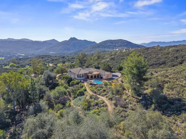 $1,350,000 | 17922 Sierra Cielo Lane, Jamul, CA 91935