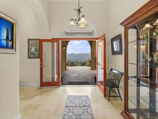 $1,350,000 | 17922 Sierra Cielo Lane, Jamul, CA 91935