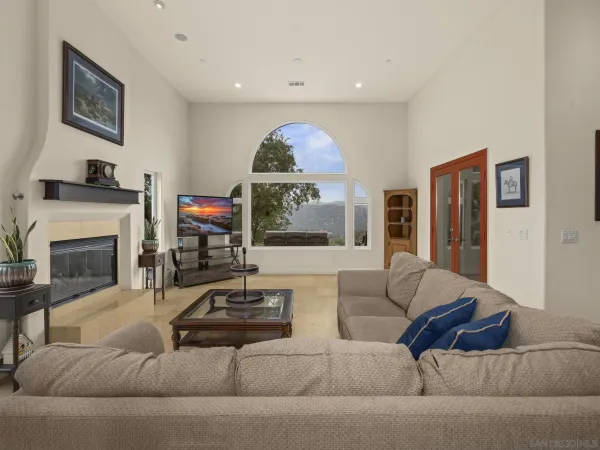 $1,350,000 | 17922 Sierra Cielo Lane, Jamul, CA 91935