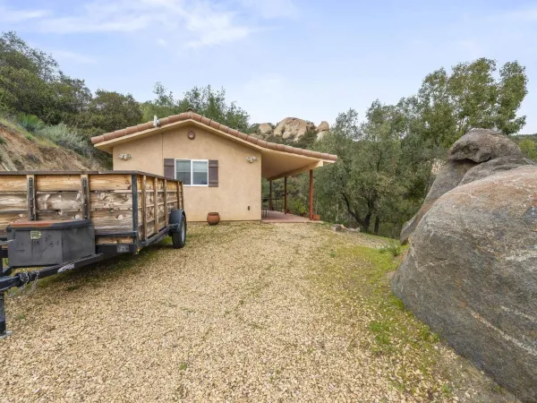 $1,350,000 | 17922 Sierra Cielo Lane, Jamul, CA 91935