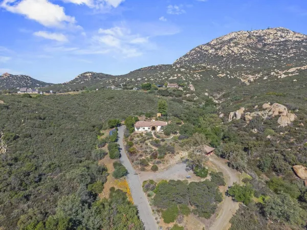 $1,350,000 | 17922 Sierra Cielo Lane, Jamul, CA 91935