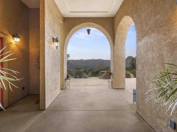 $1,350,000 | 17922 Sierra Cielo Lane, Jamul, CA 91935