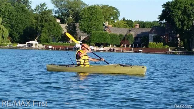 830 Barrington Road Grosse Pointe, MI 48230 - Photo 32 of 32 50026672-42.jpg