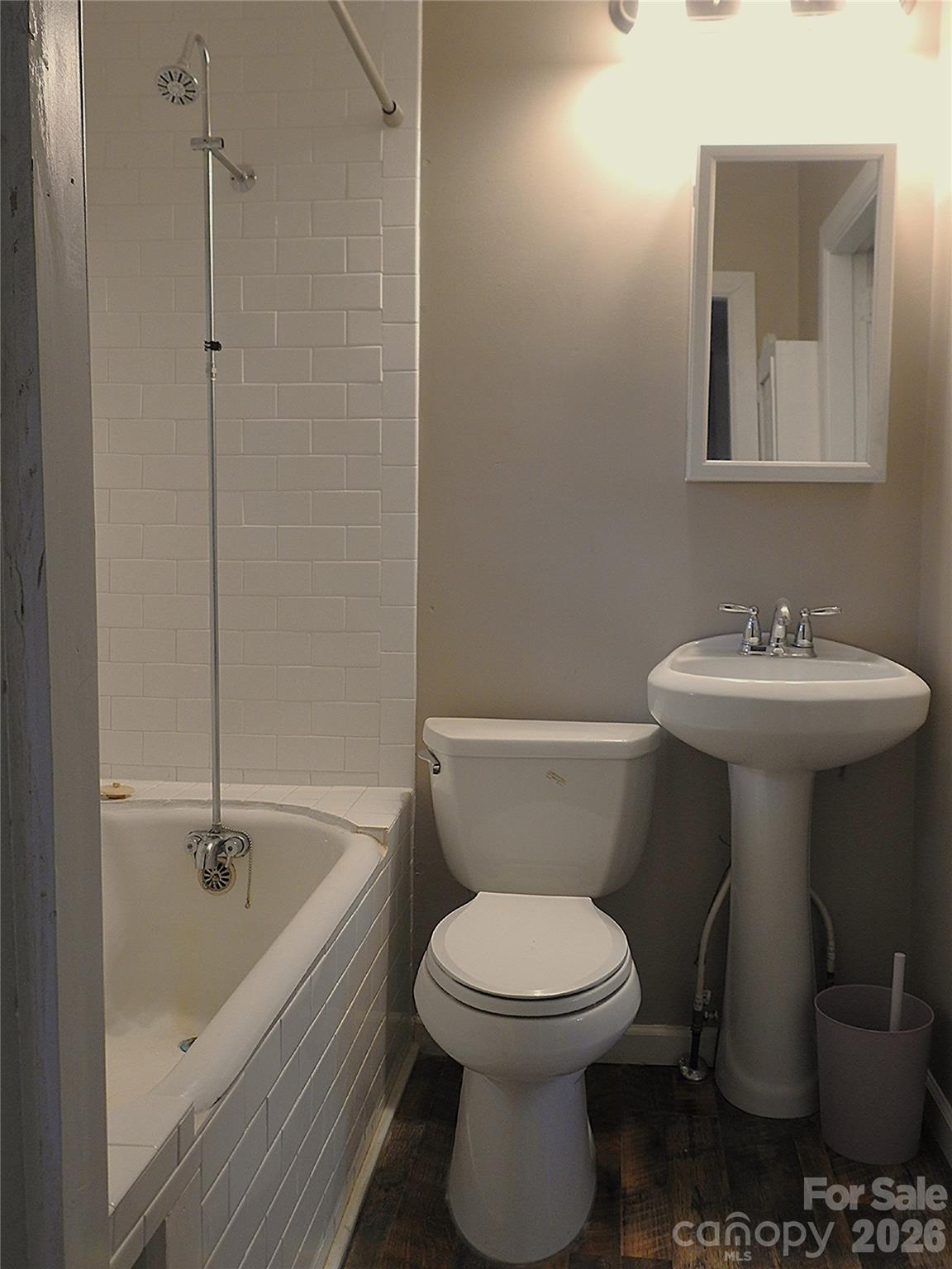 201 Merriman Road Hendersonville, NC 28791 - Photo 8 of 18