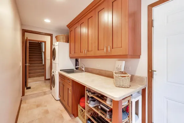 $749,900 | 1606 North Pine Avenue, Arlington Heights, IL 60004