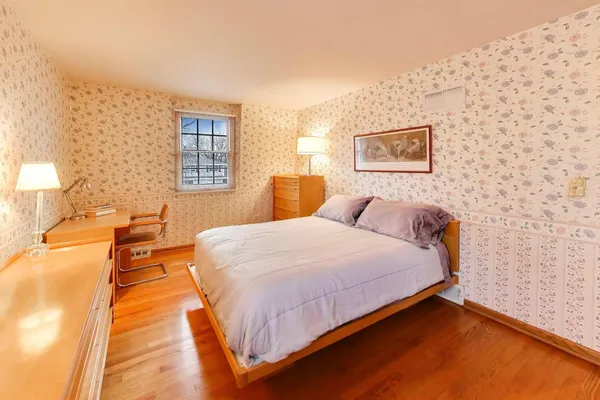 $749,900 | 1606 North Pine Avenue, Arlington Heights, IL 60004