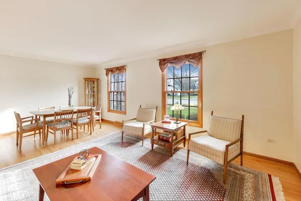 $749,900 | 1606 North Pine Avenue, Arlington Heights, IL 60004