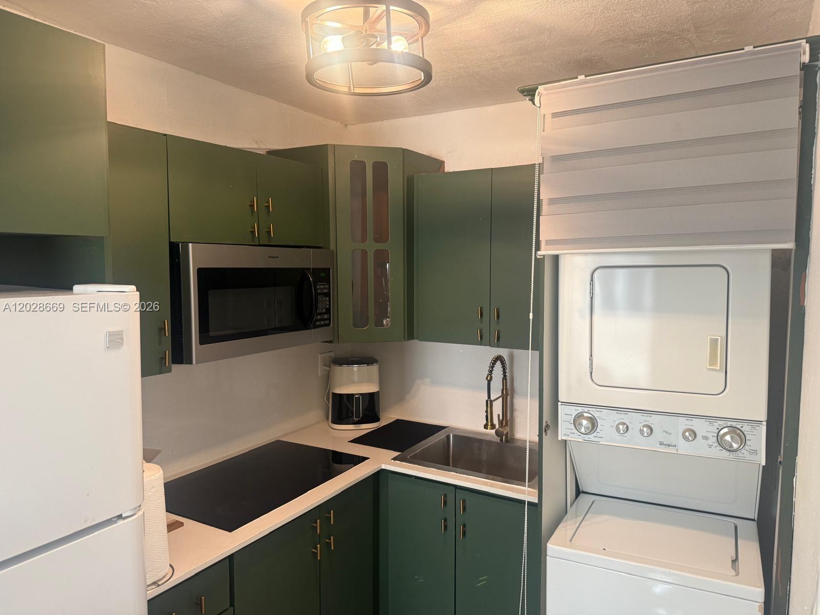 7928 Harding Avenue, Unit 2 Miami Beach, FL 33141 - Photo 5 of 19