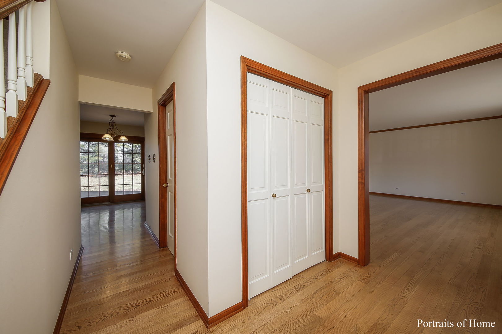 29W332 Wagner Road Naperville, IL 60564 - Photo 3 of 24