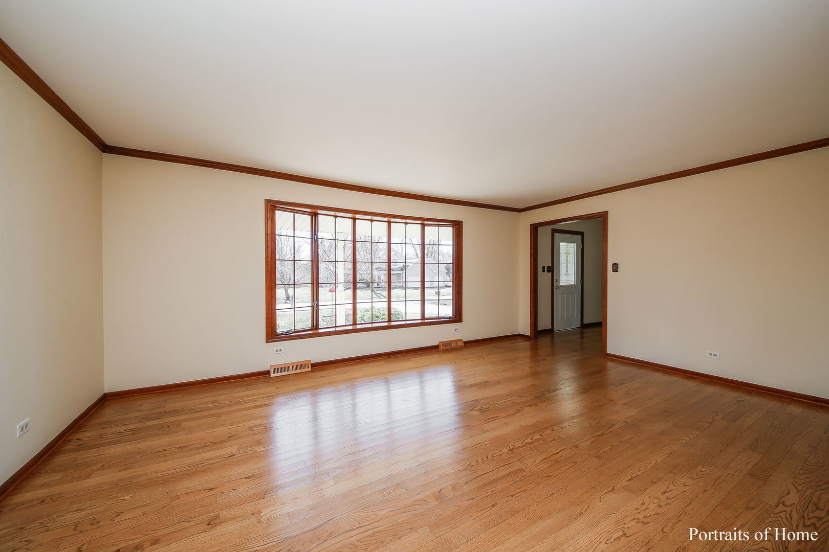 29W332 Wagner Road Naperville, IL 60564 - Photo 5 of 24