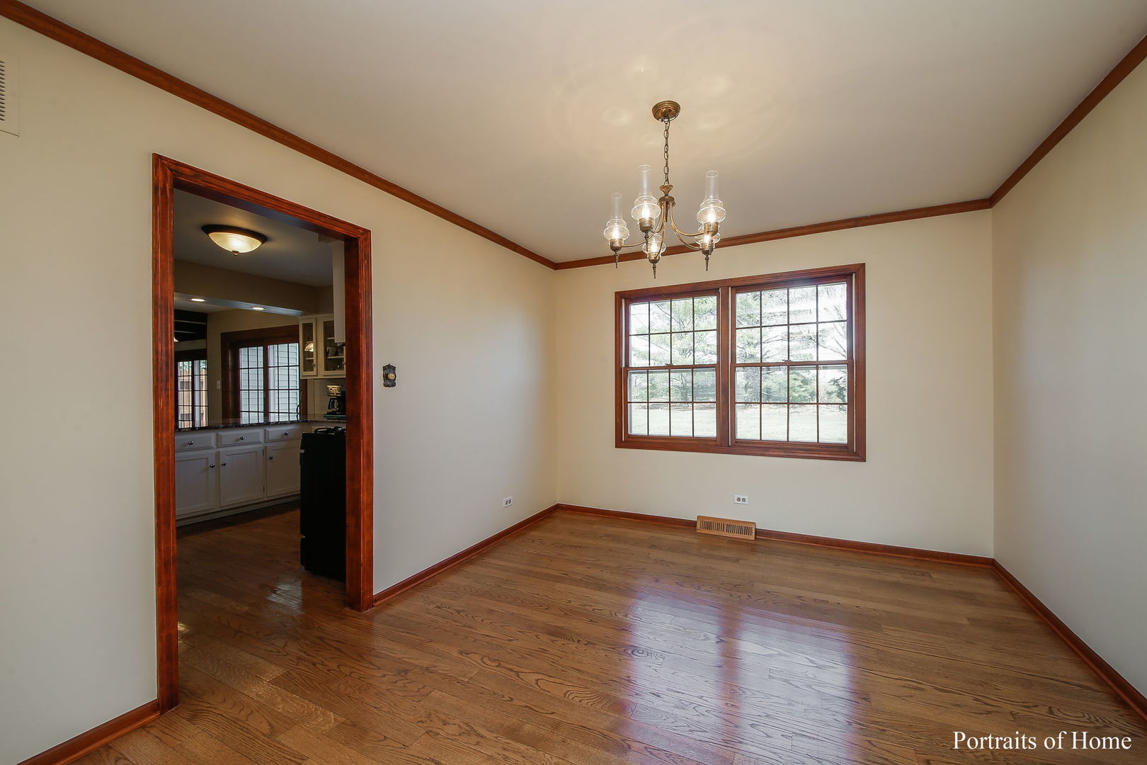 29W332 Wagner Road Naperville, IL 60564 - Photo 6 of 24