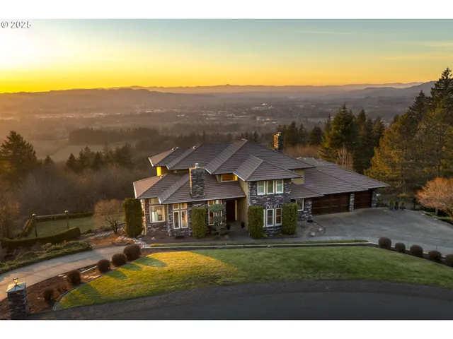 $1,850,000 | 11925 Northeast Lauren Lane, Newberg, OR 97132