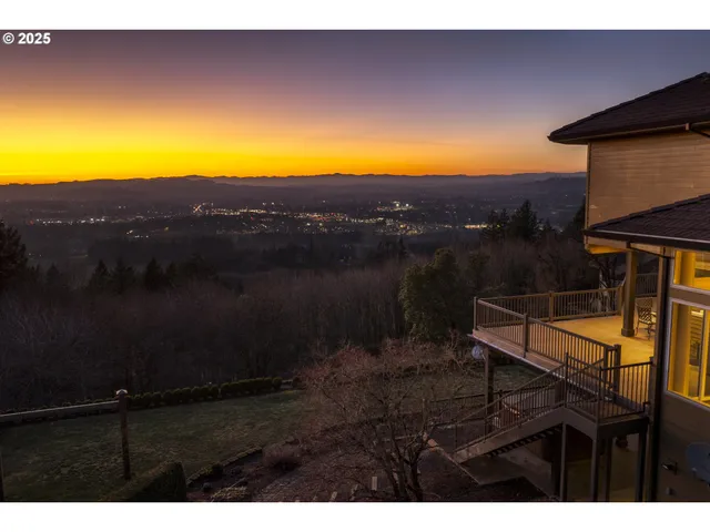 $1,850,000 | 11925 Northeast Lauren Lane, Newberg, OR 97132