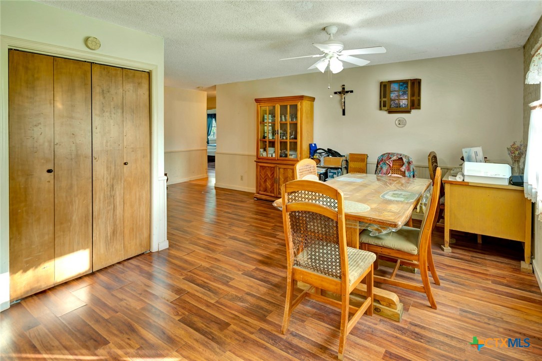 175 Albrecht Road Victoria, TX 77905 - Photo 10 of 47