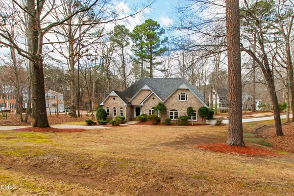 $950,000 | 904 Stonecutter Court, Raleigh, NC 27614